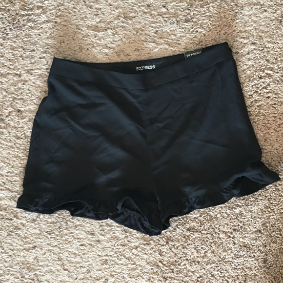 Express Pants - Express Ruffle Hem Shorts - 8